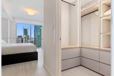 77 SE 5th Street #3902, Miami, FL 33131 - Photo 7