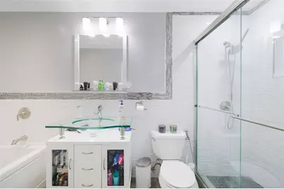 11425 NW 88th Ct, Hialeah Gardens, FL 33018 - Photo 25