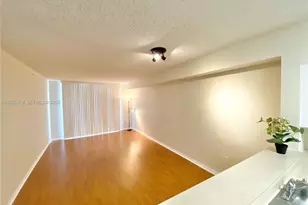 5099 NW 7th St, Miami, FL 33126 - Photo 17