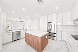 3933 E Hibiscus St, Weston, FL 33332 - Photo 11