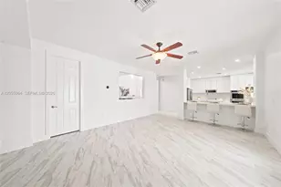 3933 E Hibiscus St, Weston, FL 33332 - Photo 17