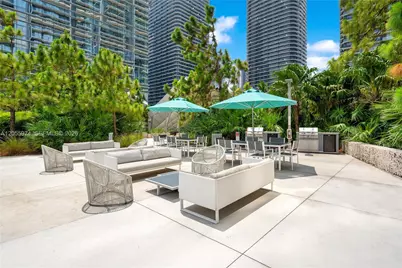 88 SW 7th St #PH 4303, Miami, FL 33130 - Photo 57