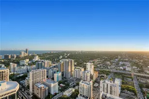 88 SW 7th St, Miami, FL 33130 - Photo 9