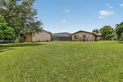 13680 SW 26th St, Davie, FL 33325 - Photo 13