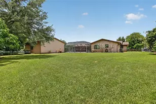 13680 SW 26th St, Davie, FL 33325 - Photo 13