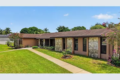 13680 SW 26th St, Davie, FL 33325 - Photo 5
