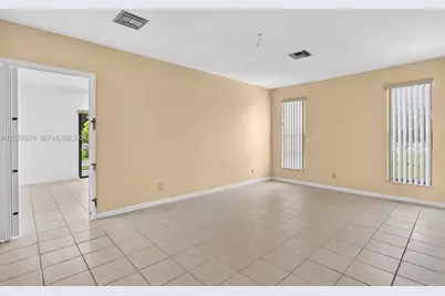 13680 SW 26th St, Davie, FL 33325 - Photo 25
