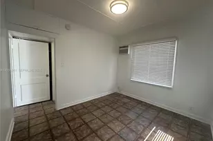 4249 Bougainvilla Dr, Lauderdale by the Sea, FL 33308 - Photo 11