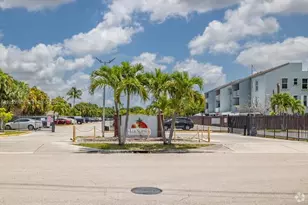 1725 W 60th St, Hialeah, FL 33012 - Photo 1