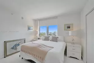 2600 E Hallandale Beach Blvd, Hallandale Beach, FL 33009 - Photo 23