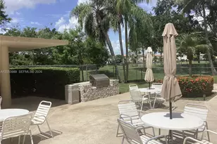 800 NE 195th St, Miami, FL 33179 - Photo 5