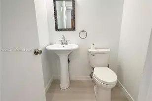 3725 S Ocean Dr, Hollywood, FL 33019 - Photo 17