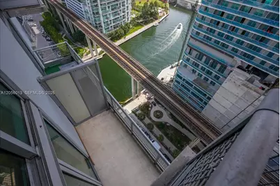 690 SW 1st Ct #2306, Miami, FL 33130 - Photo 23