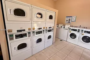 5921 Washington St, Hollywood, FL 33023 - Photo 21