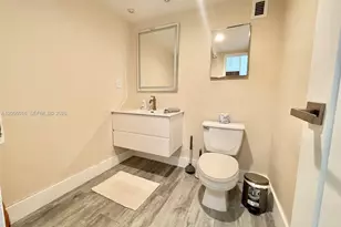 3901 S Ocean Dr, Hollywood, FL 33019 - Photo 23