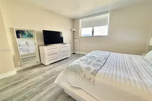 3901 S Ocean Dr, Hollywood, FL 33019 - Photo 19