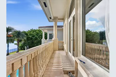 628 N Island, Golden Beach, FL 33160 - Photo 69