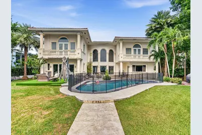 628 N Island, Golden Beach, FL 33160 - Photo 5