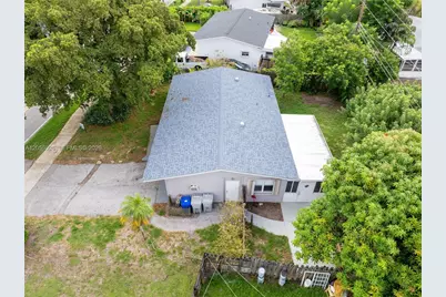 1640 NE 33rd St, Pompano Beach, FL 33064 - Photo 3