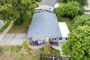 1640 NE 33rd St, Pompano Beach, FL 33064 - Photo 3