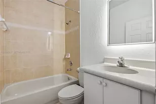 10863 NW 83rd, Doral, FL 33178 - Photo 21