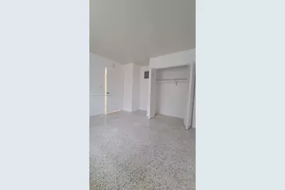 34 E 21st St #19, Hialeah, FL 33010 - Photo 11