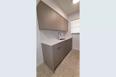 34 E 21st St #19, Hialeah, FL 33010 - Photo 3