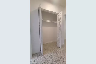 34 E 21st St #19, Hialeah, FL 33010 - Photo 9
