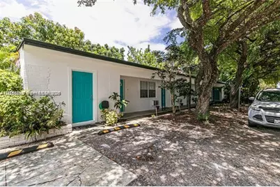 1717 NE 12th St #5, Fort Lauderdale, FL 33304 - Photo 13