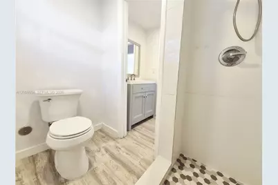 1922 NW 1st St #1, Miami, FL 33125 - Photo 9