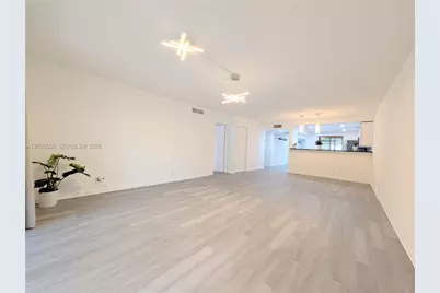 310 Lakeview Dr #105, Weston, FL 33326 - Photo 17