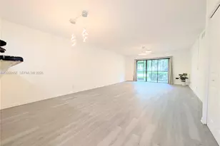 310 Lakeview Dr, Weston, FL 33326 - Photo 15
