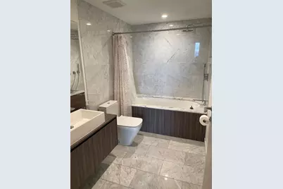 1000 Brickell Plaza #2404, Miami, FL 33131 - Photo 11