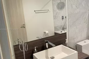 1000 Brickell Plaza, Miami, FL 33131 - Photo 9
