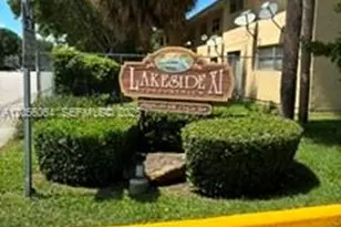 15629 SW 73 Cir Terrace, Miami, FL 33193 - Photo 1