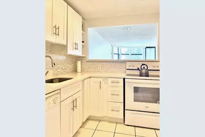 20100 W Country Club Dr #608, Aventura, FL 33180 - Photo 7