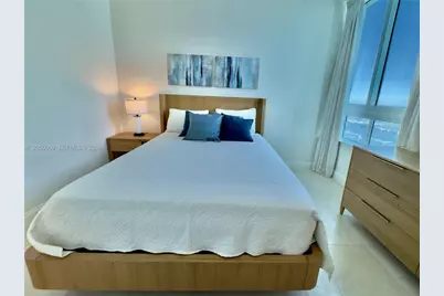 1900 N Bayshore Dr #4003, Miami, FL 33132 - Photo 3