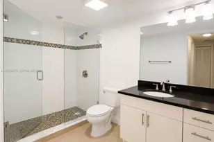 2000 Atlantic Shores Blvd, Hallandale Beach, FL 33009 - Photo 7