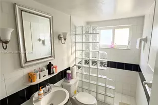 7860 Camino Real, Miami, FL 33143 - Photo 13