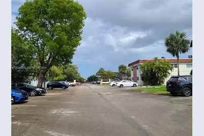 4165 SW 67th Ave #112B, Davie, FL 33314 - Photo 23