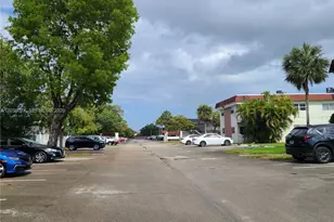 4165 SW 67th Ave, Davie, FL 33314 - Photo 23