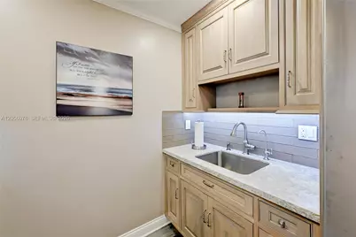 2170 NE 51 Ct #B6, Fort Lauderdale, FL 33308 - Photo 15