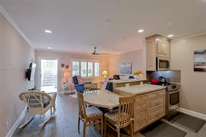 2170 NE 51 Ct #B6, Fort Lauderdale, FL 33308 - Photo 13