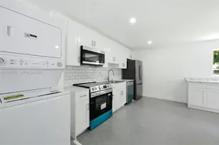 2415 Garfield St, Hollywood, FL 33020 - Photo 7