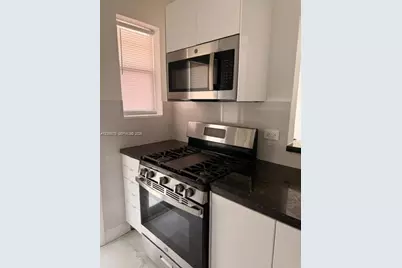 450 77th St #2, Miami Beach, FL 33141 - Photo 5