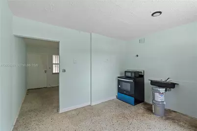 1250 W 26th Pl #108, Hialeah, FL 33010 - Photo 13