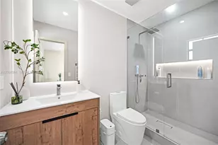 10372 NW 3rd St, Pembroke Pines, FL 33026 - Photo 15