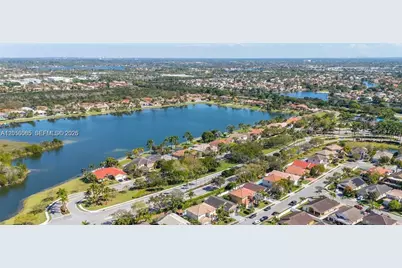 18659 SW 12th St, Pembroke Pines, FL 33029 - Photo 39