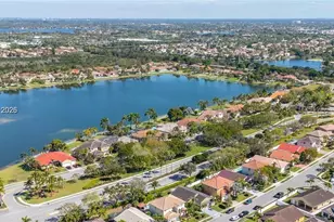 18659 SW 12th St, Pembroke Pines, FL 33029 - Photo 39