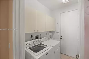 18659 SW 12th St, Pembroke Pines, FL 33029 - Photo 21